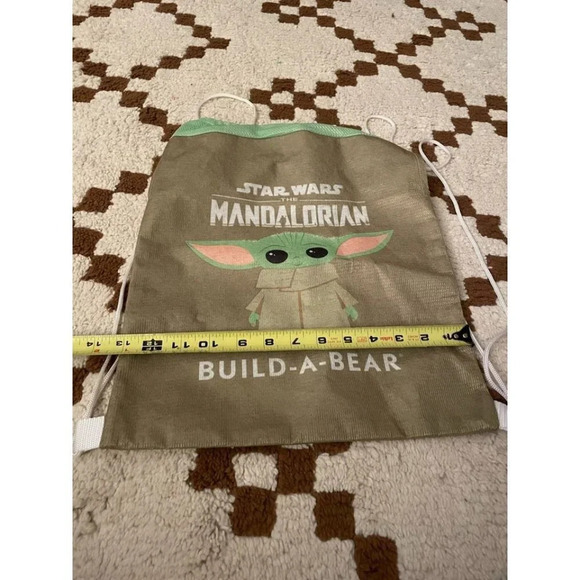 Star Wars The Mandalorian Build-A-Bear Carrying Bookbag - Picture 4 of 6